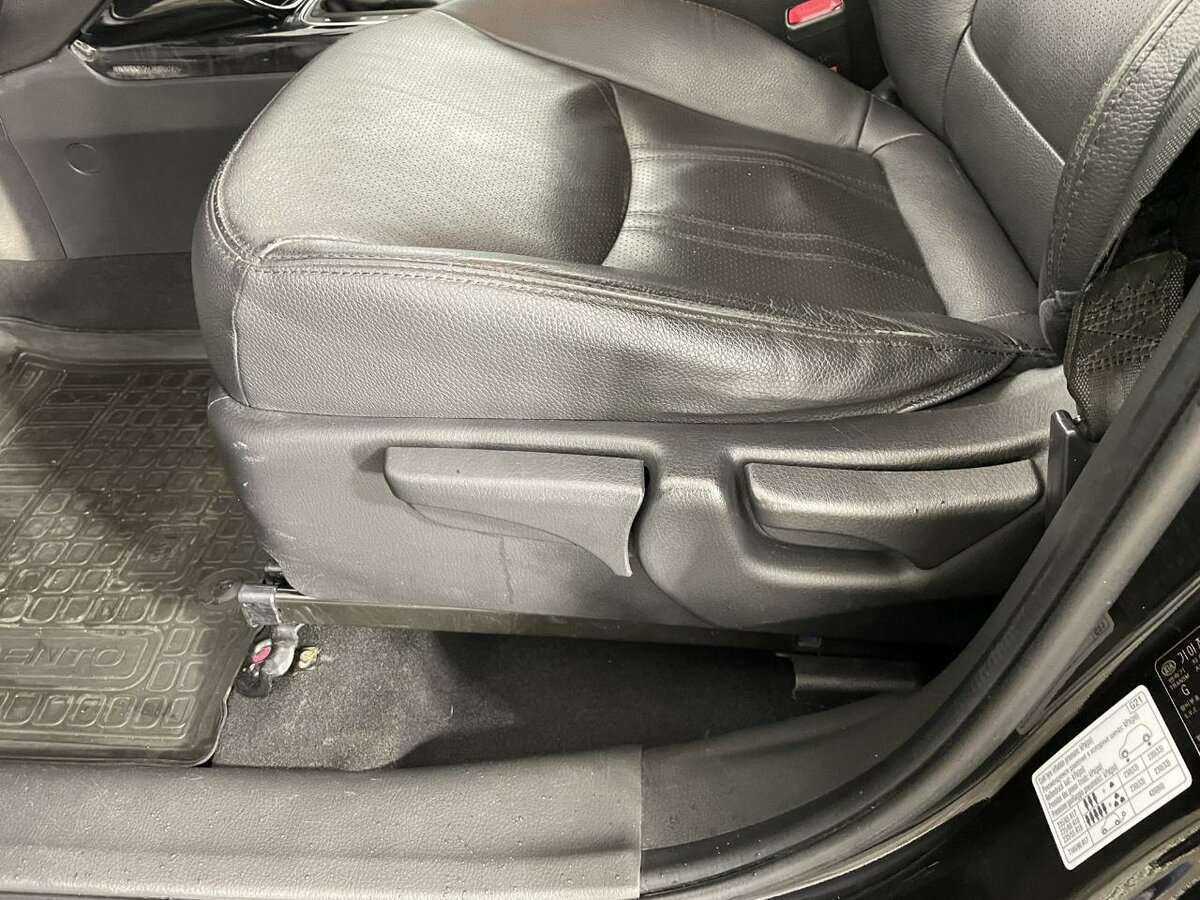 Купить Kia Sorento с пробегом. Фото: #9