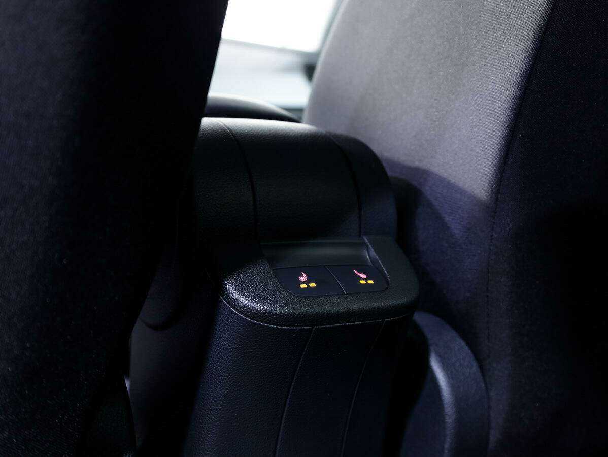 Купить Volkswagen Polo с пробегом. Фото: #19