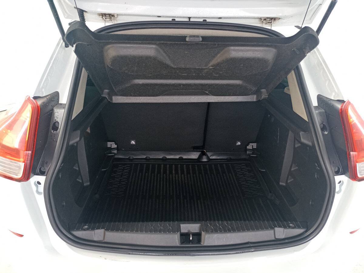 Купить Lada (ВАЗ) XRAY с пробегом. Фото: #9