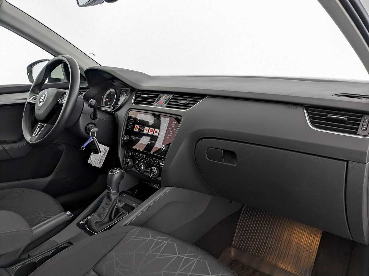 Купить Skoda Octavia с пробегом. Фото: #8