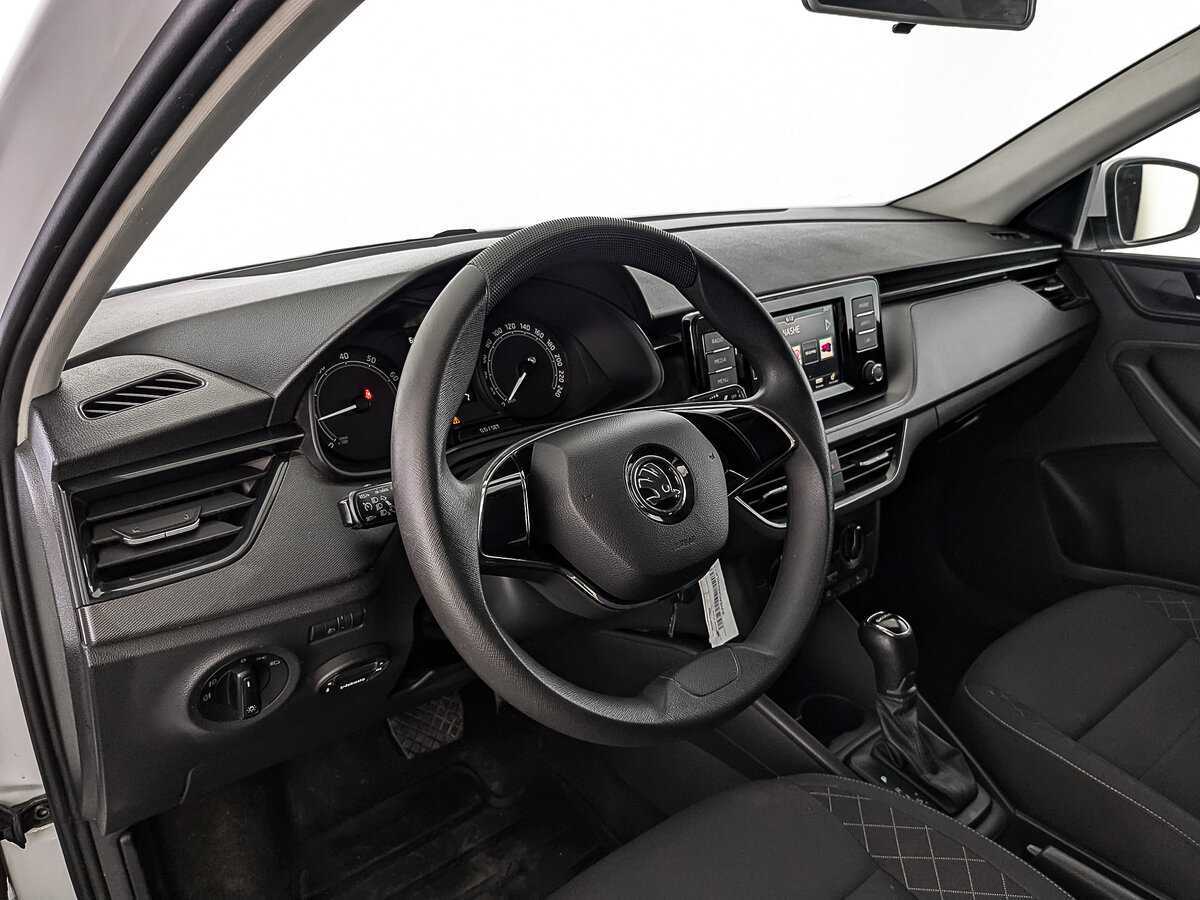 Купить Skoda Rapid с пробегом. Фото: #14