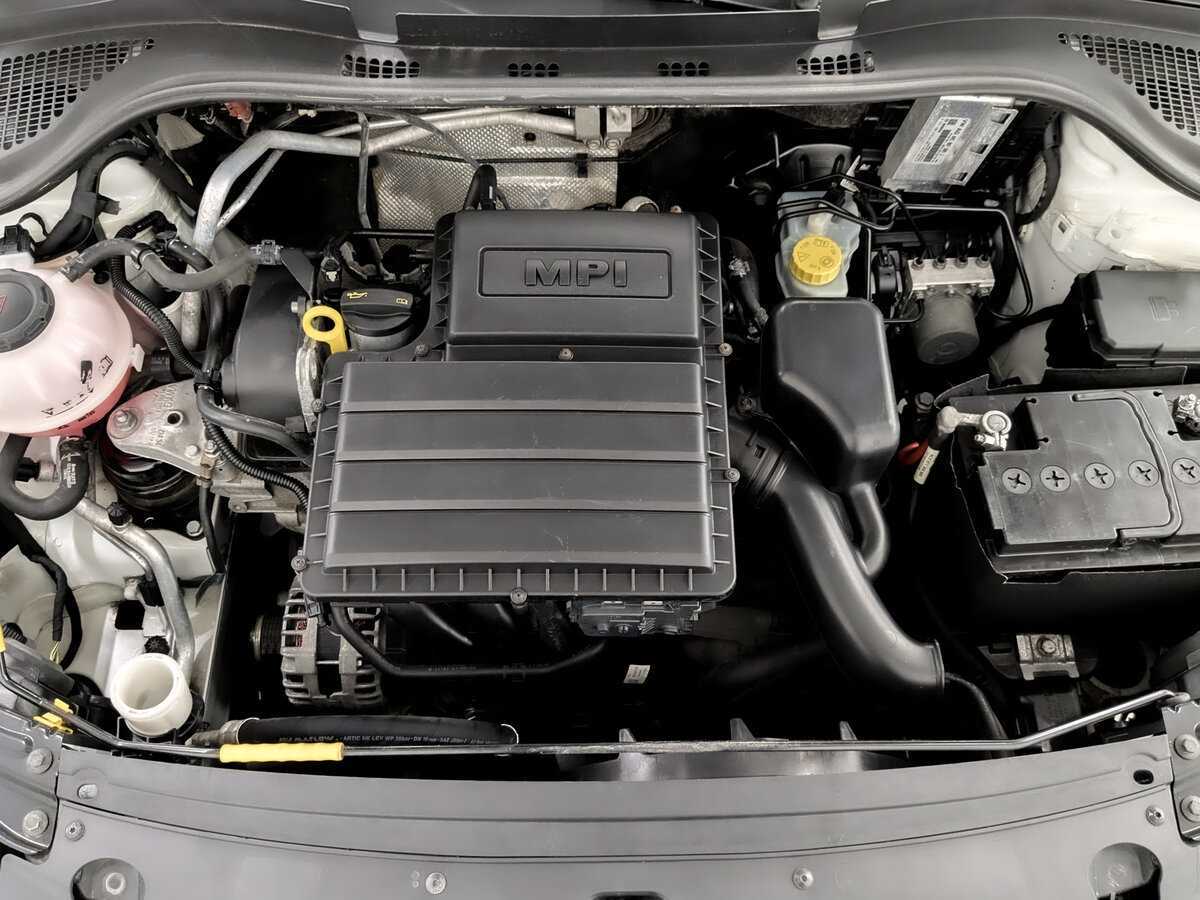 Купить Skoda Rapid с пробегом. Фото: #8