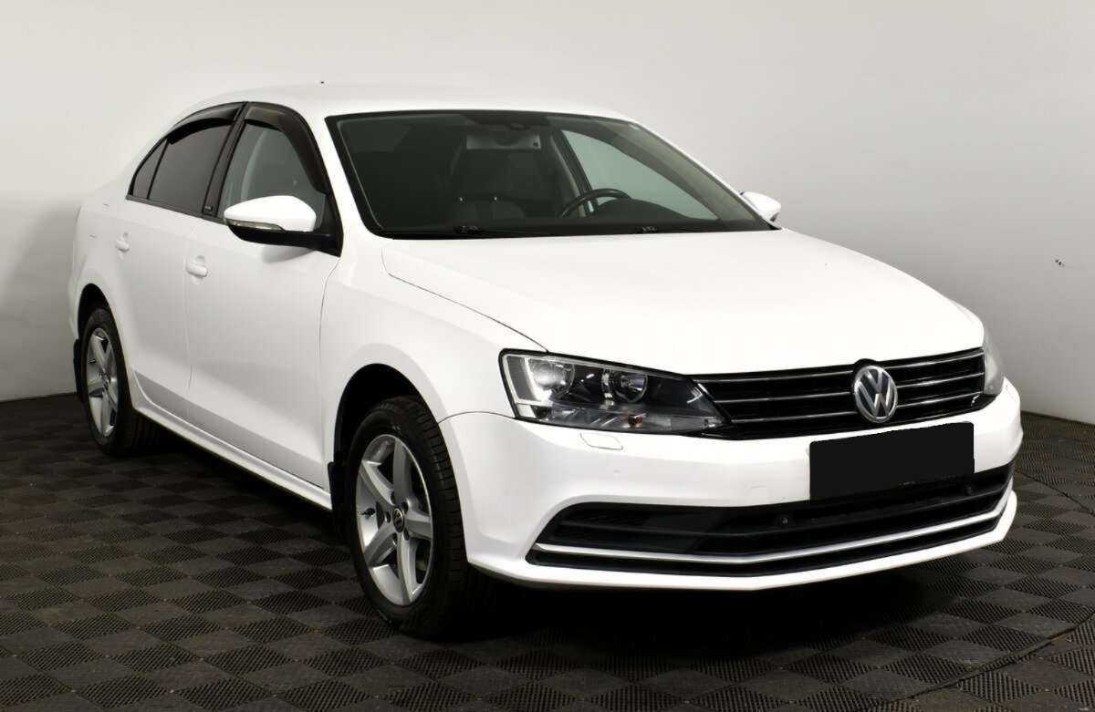Купить Volkswagen Jetta с пробегом. Фото: #2