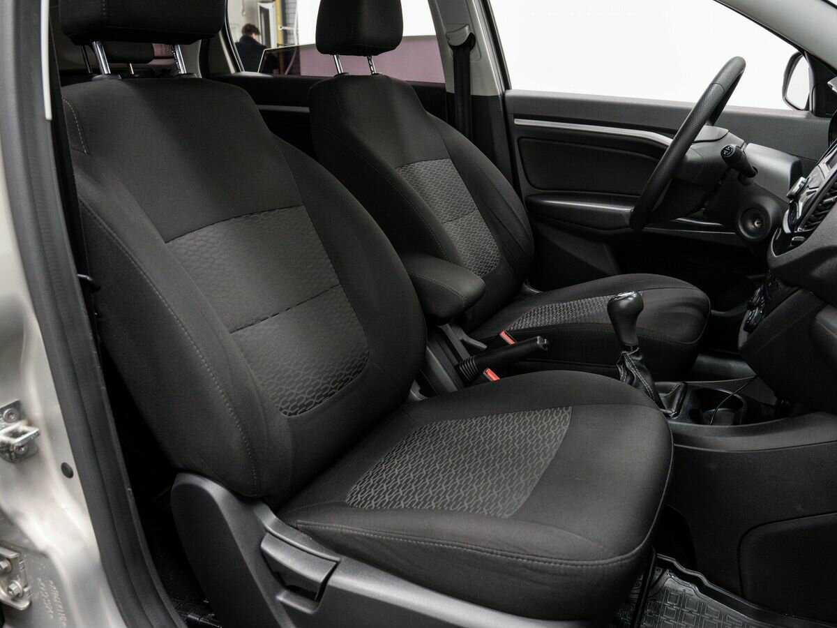 Купить Lada (ВАЗ) Vesta с пробегом. Фото: #8