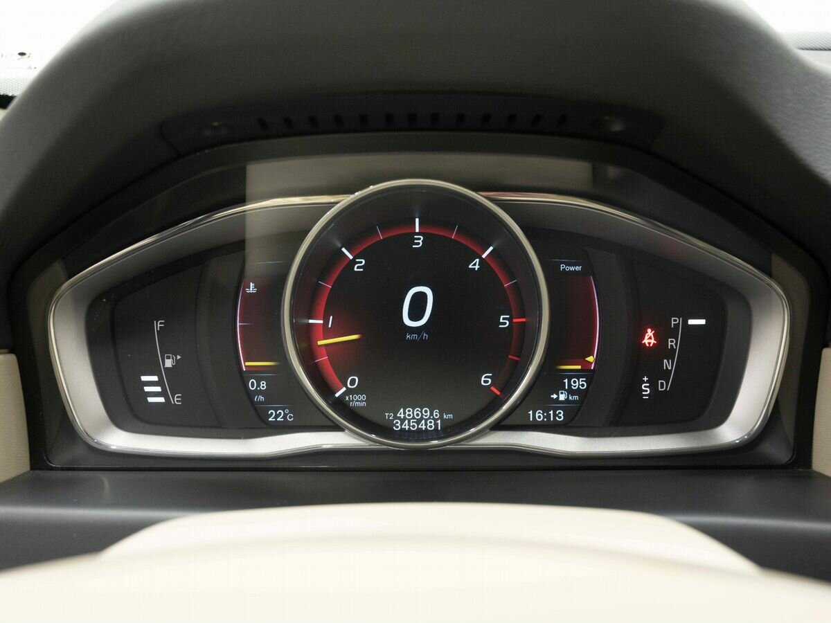 Купить Volvo XC70 с пробегом. Фото: #15