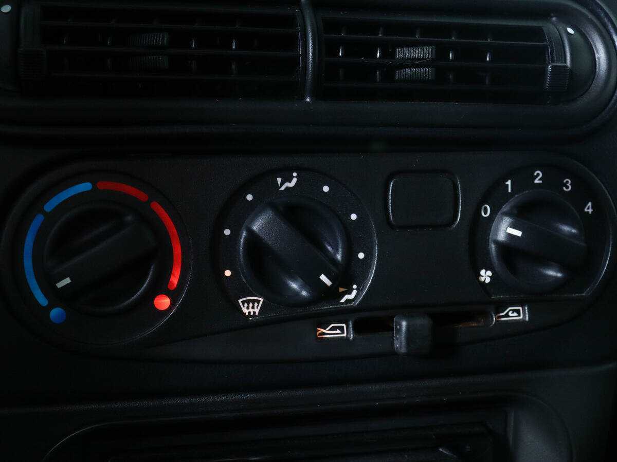 Купить Lada (ВАЗ) Niva с пробегом. Фото: #12