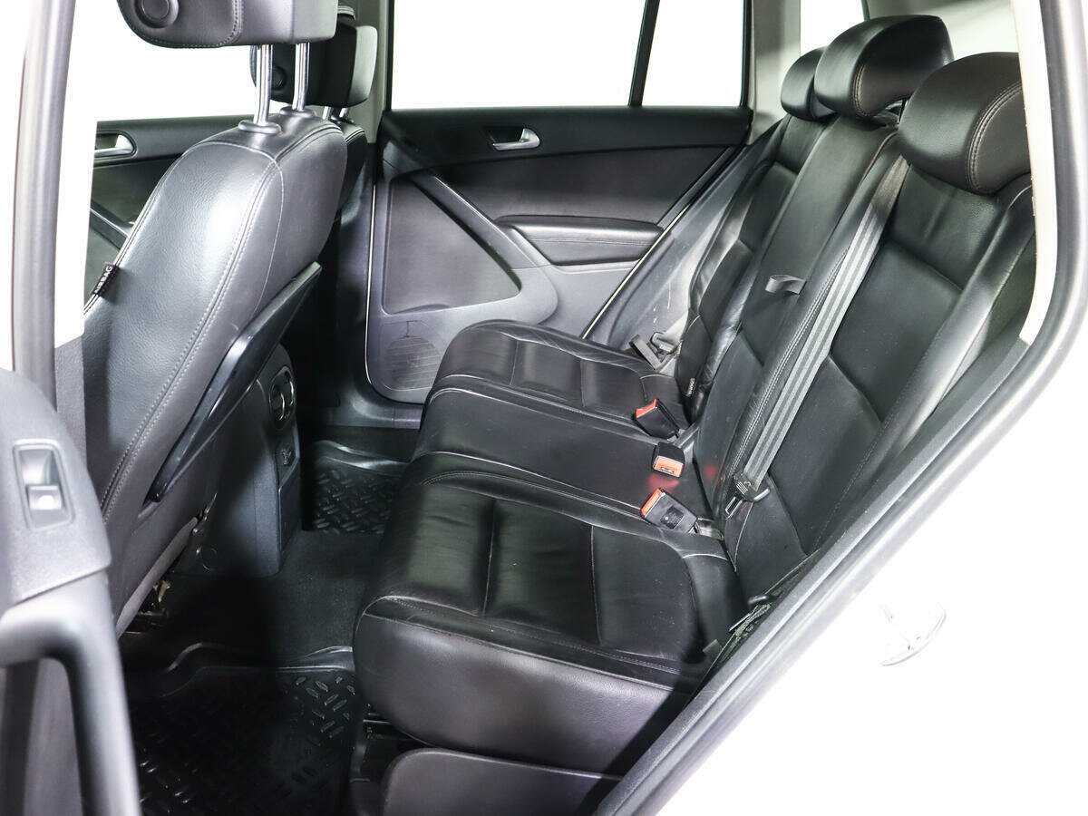 Купить Volkswagen Tiguan с пробегом. Фото: #6