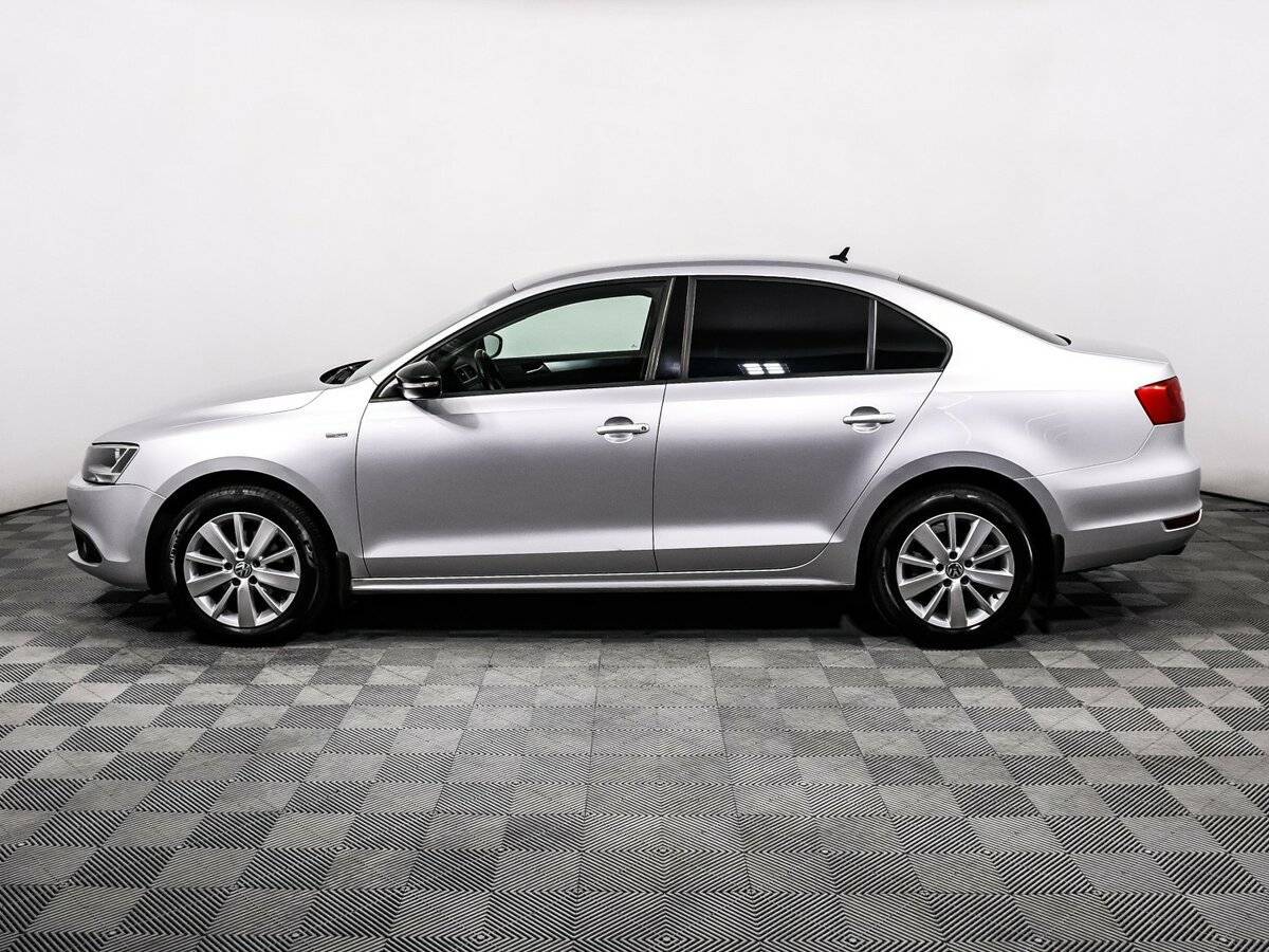 Купить Volkswagen Jetta с пробегом. Фото: #7