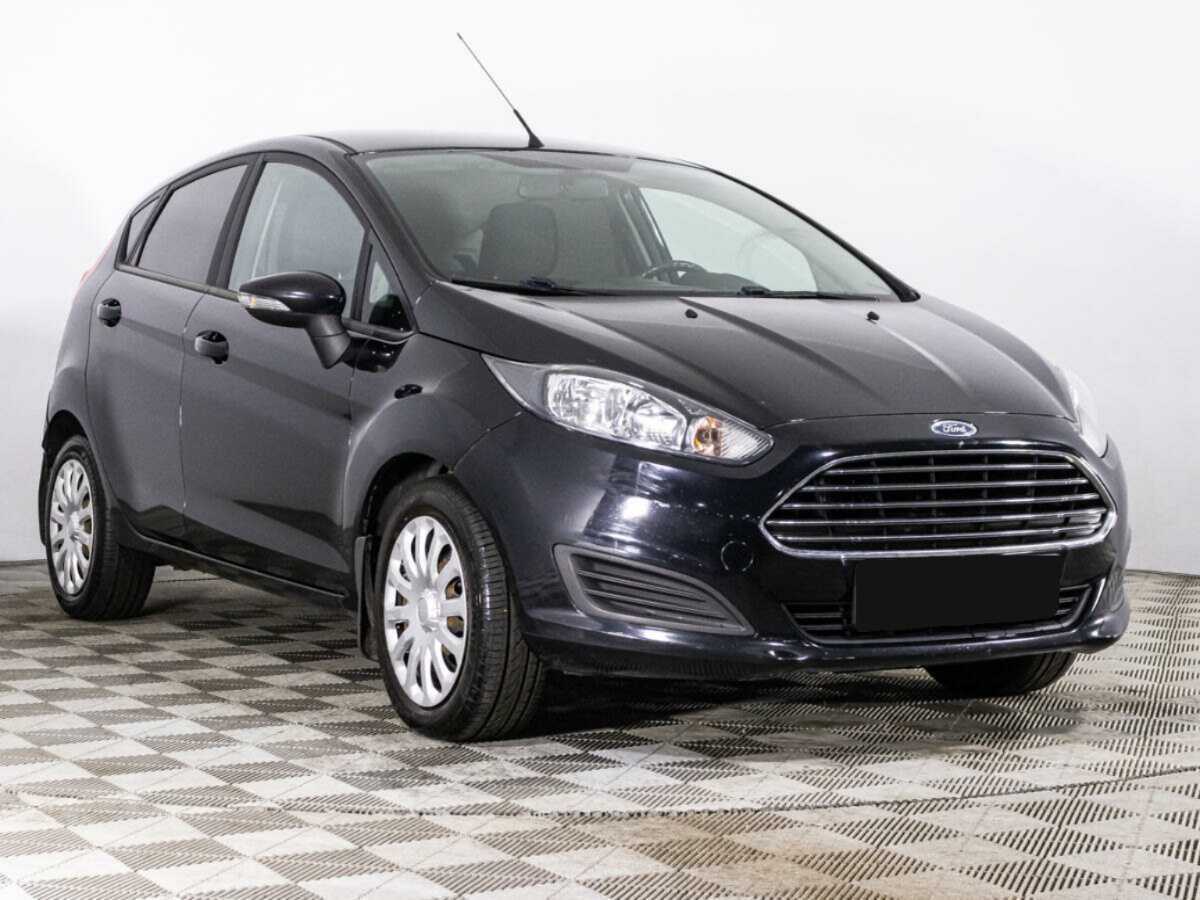 Купить Ford Fiesta с пробегом. Фото: #2