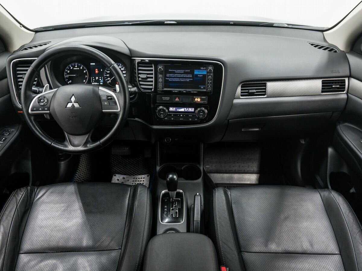 Купить Mitsubishi Outlander с пробегом. Фото: #9