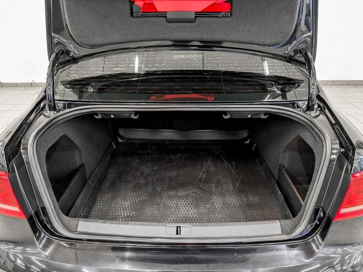 Купить Volkswagen Passat с пробегом. Фото: #9