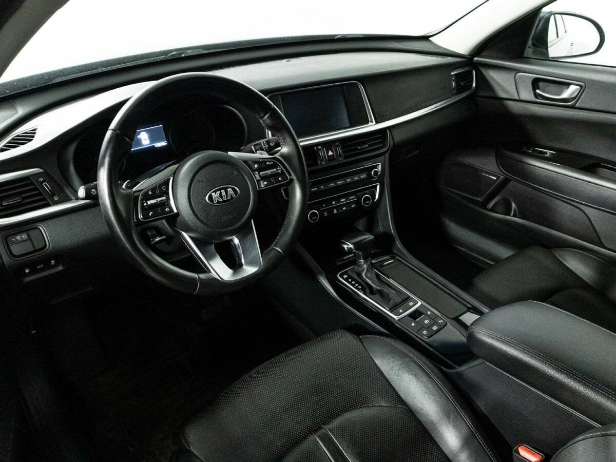 Купить Kia Optima с пробегом. Фото: #10