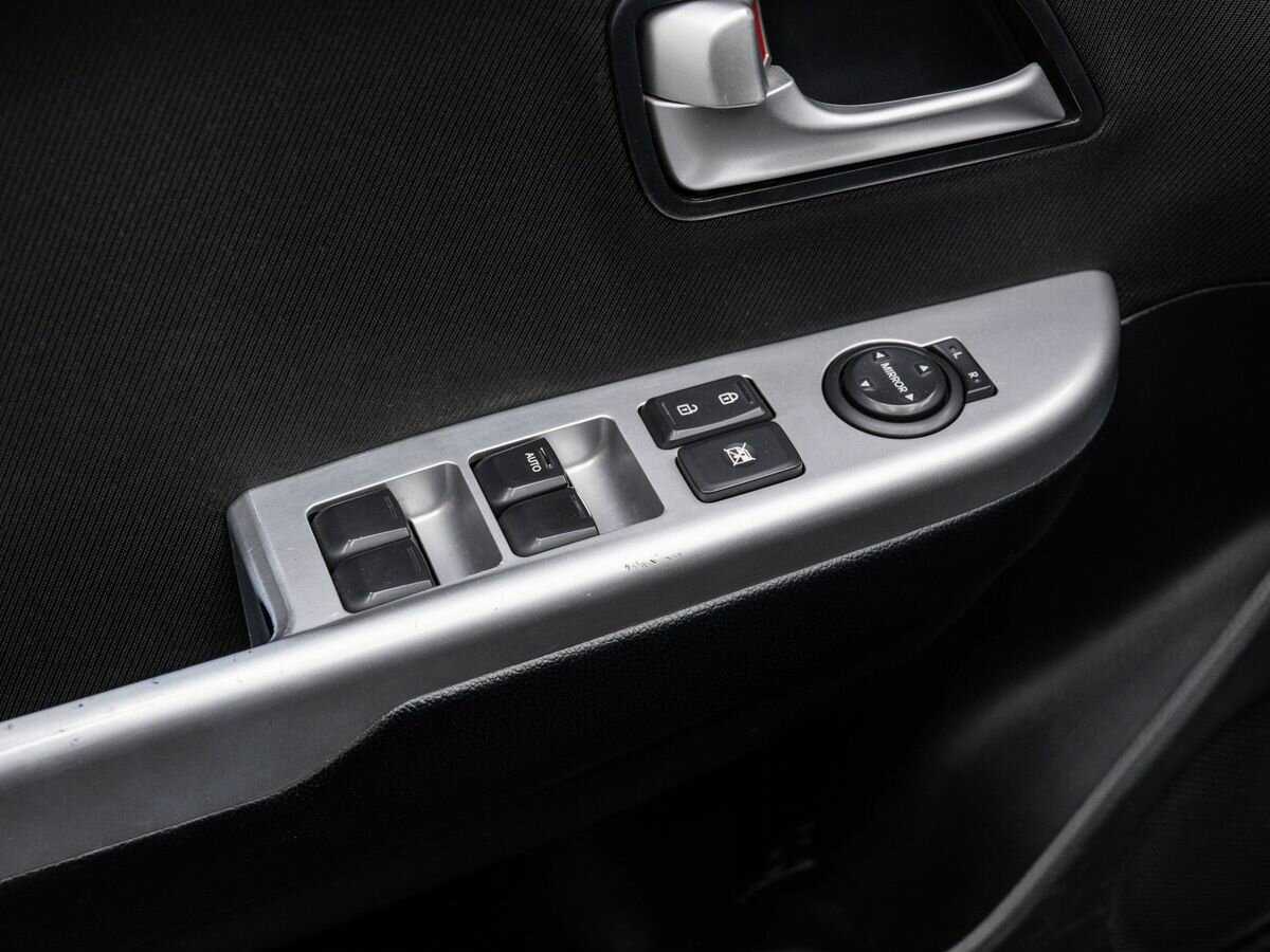 Купить Kia Rio с пробегом. Фото: #11