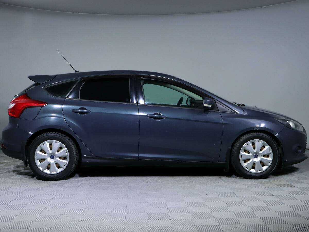 Купить Ford Focus с пробегом. Фото: #2