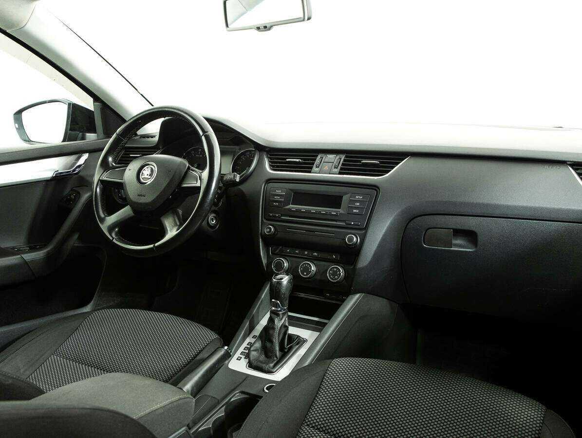 Купить Skoda Octavia с пробегом. Фото: #8