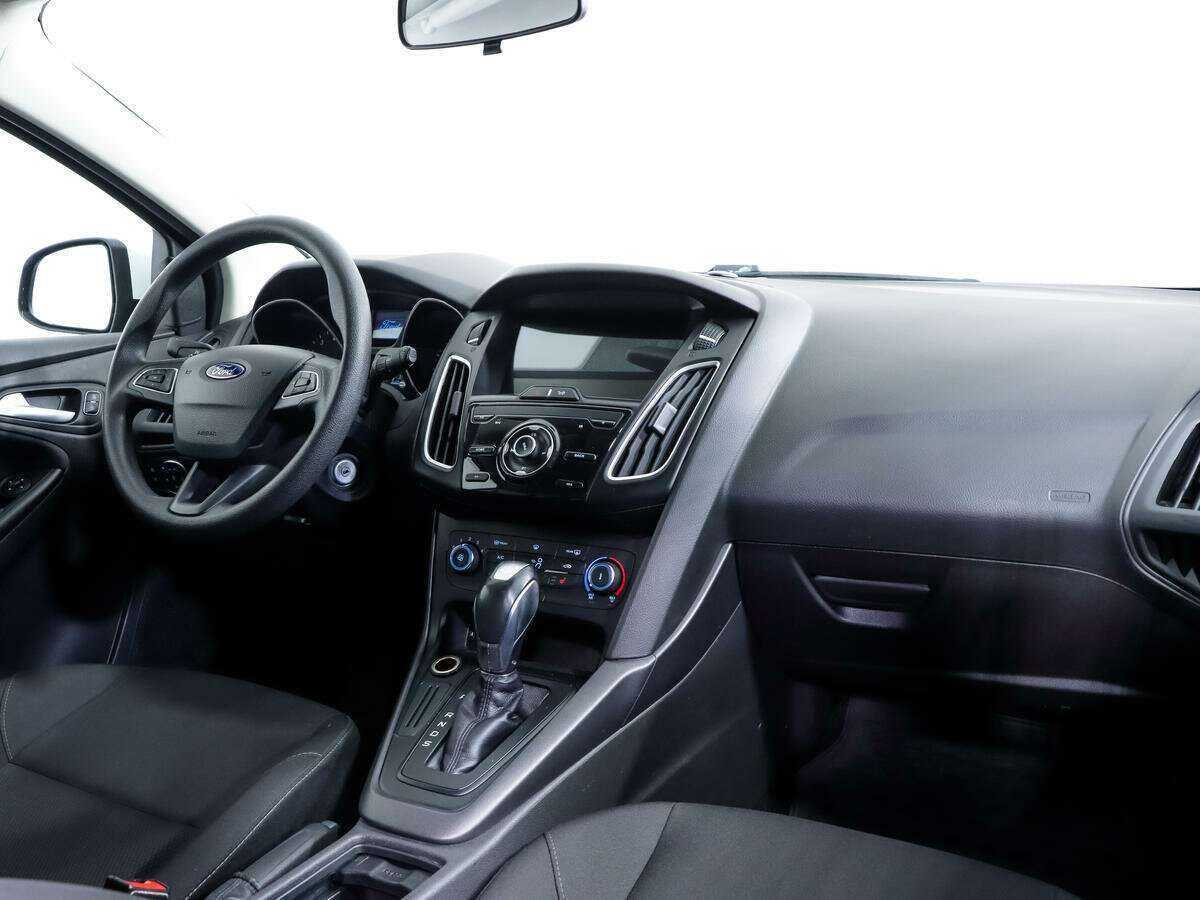 Купить Ford Focus с пробегом. Фото: #8