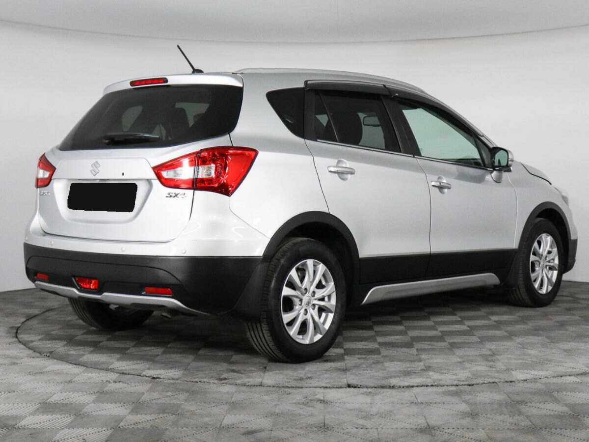 Купить Suzuki SX4 с пробегом. Фото: #2