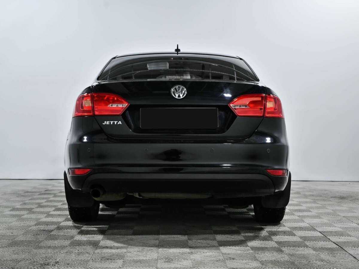 Купить Volkswagen Jetta с пробегом. Фото: #4