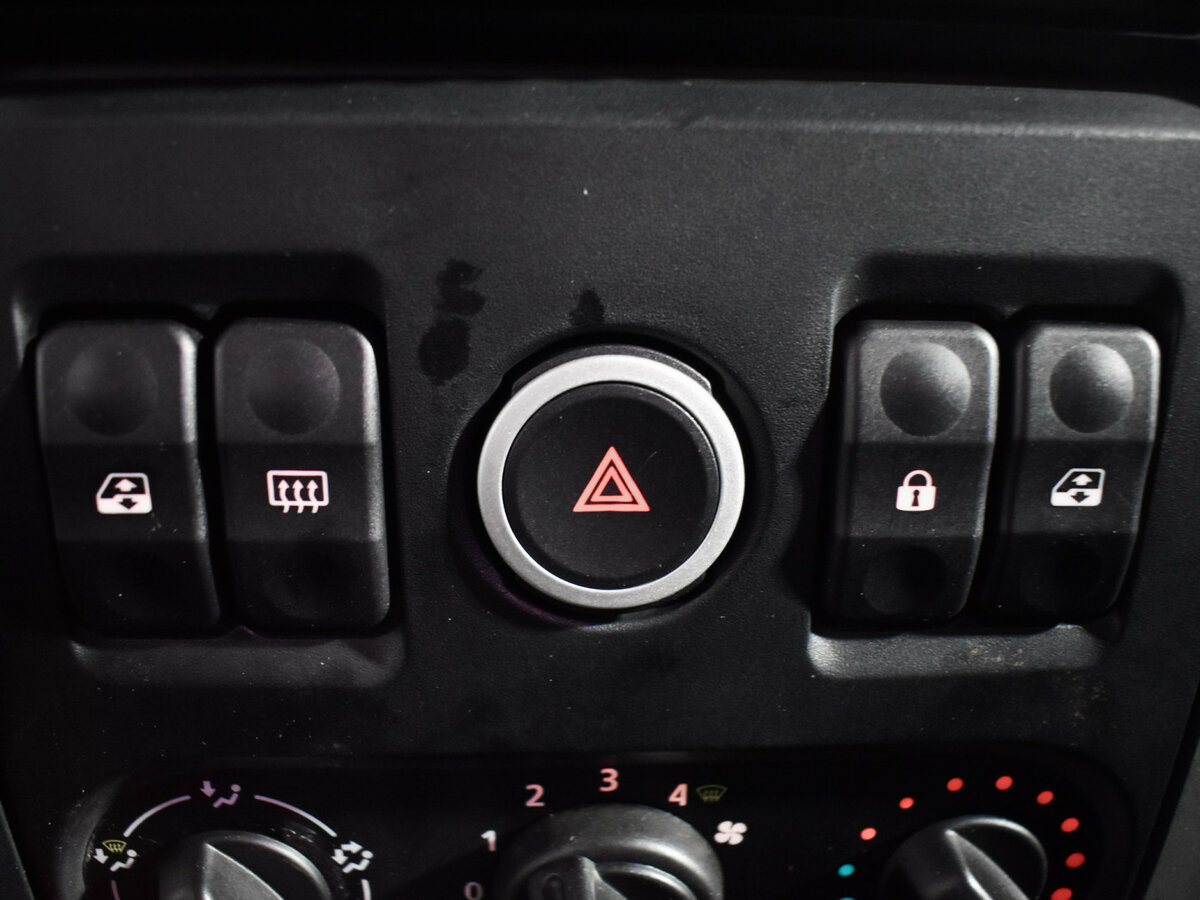 Купить Lada (ВАЗ) Largus с пробегом. Фото: #15