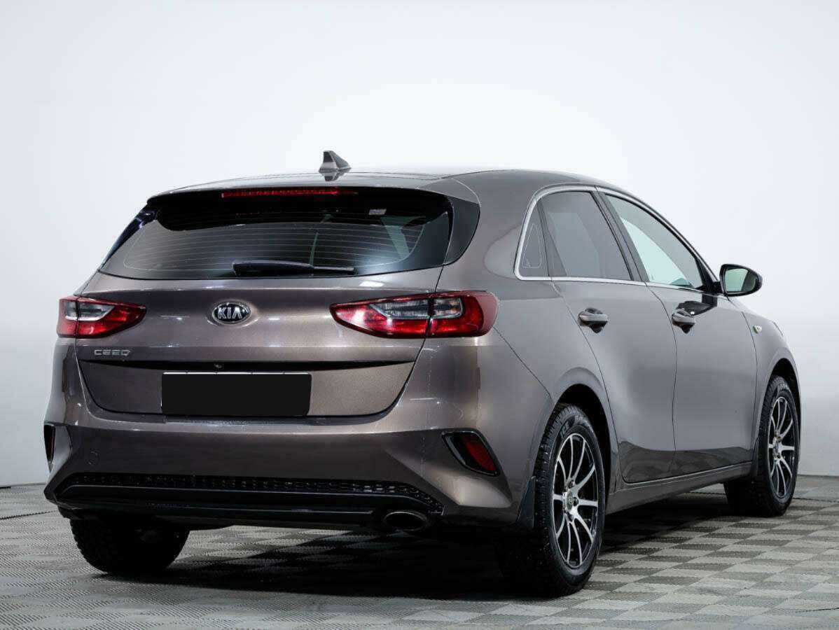 Купить Kia Ceed с пробегом. Фото: #3