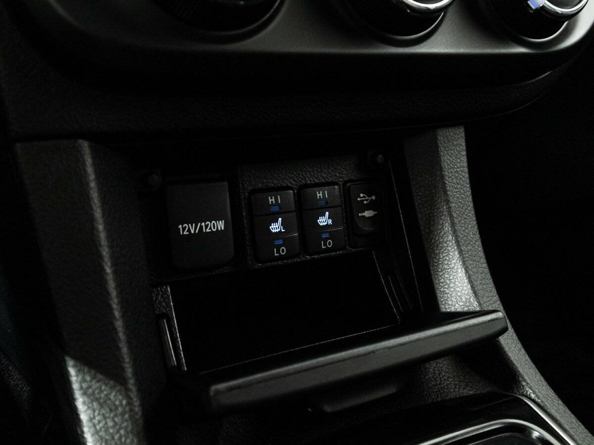 Купить Toyota Corolla с пробегом. Фото: #17