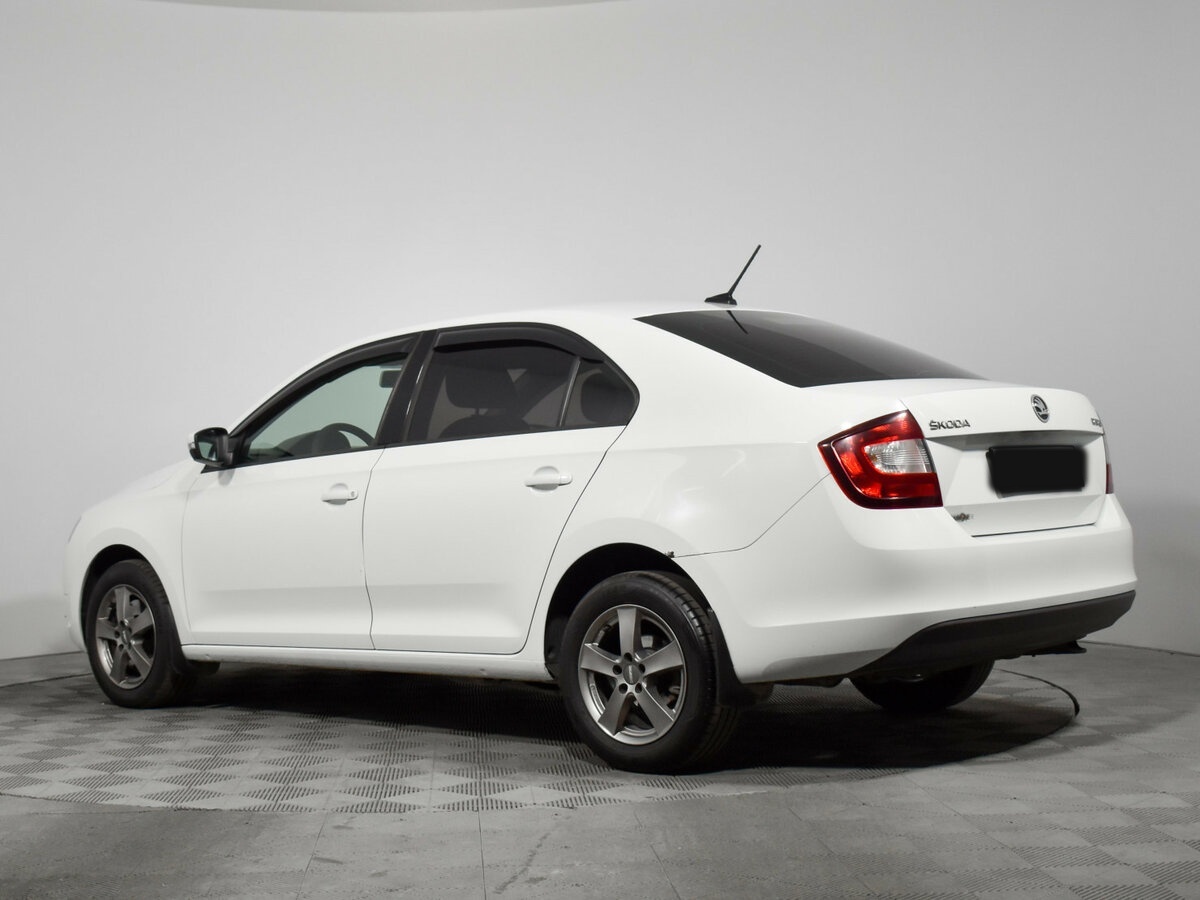 Купить Skoda Rapid с пробегом. Фото: #5