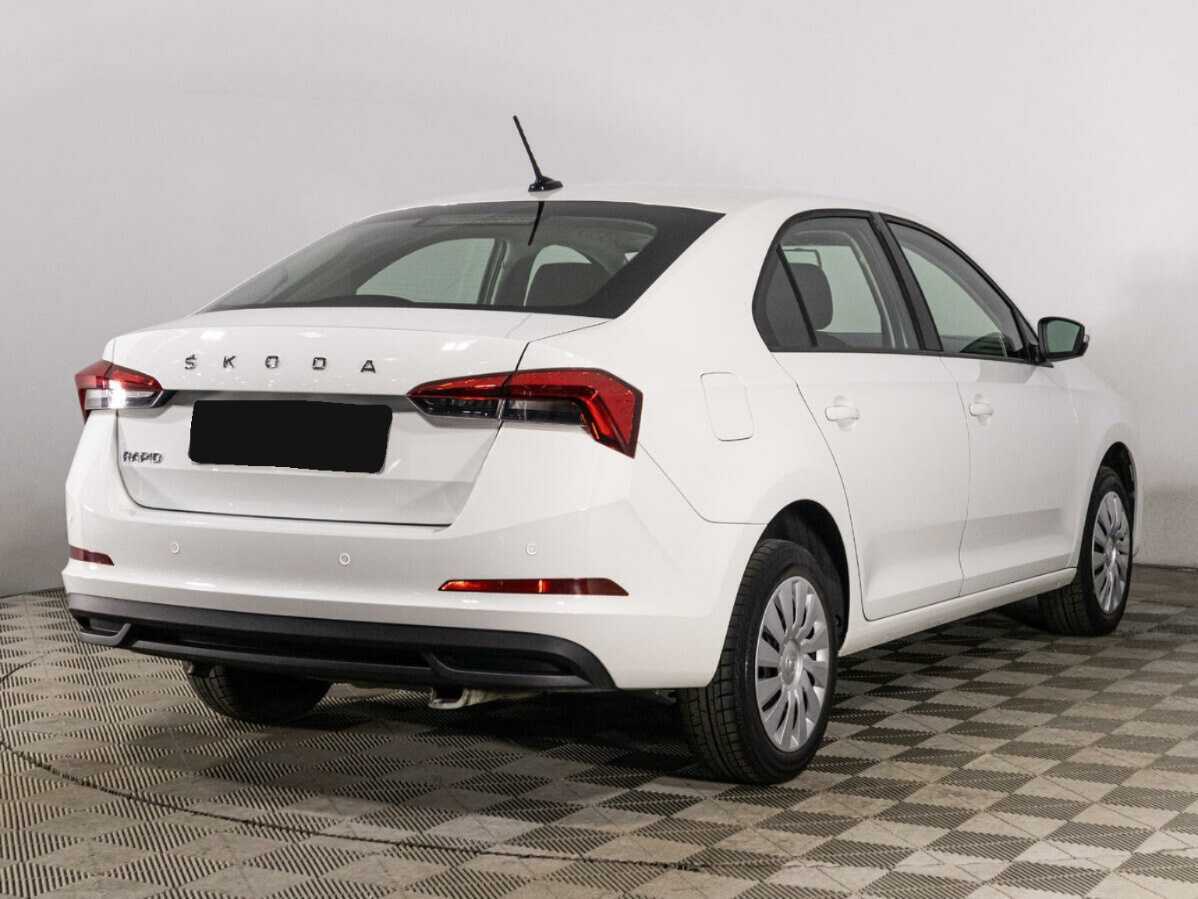 Купить Skoda Rapid с пробегом. Фото: #4