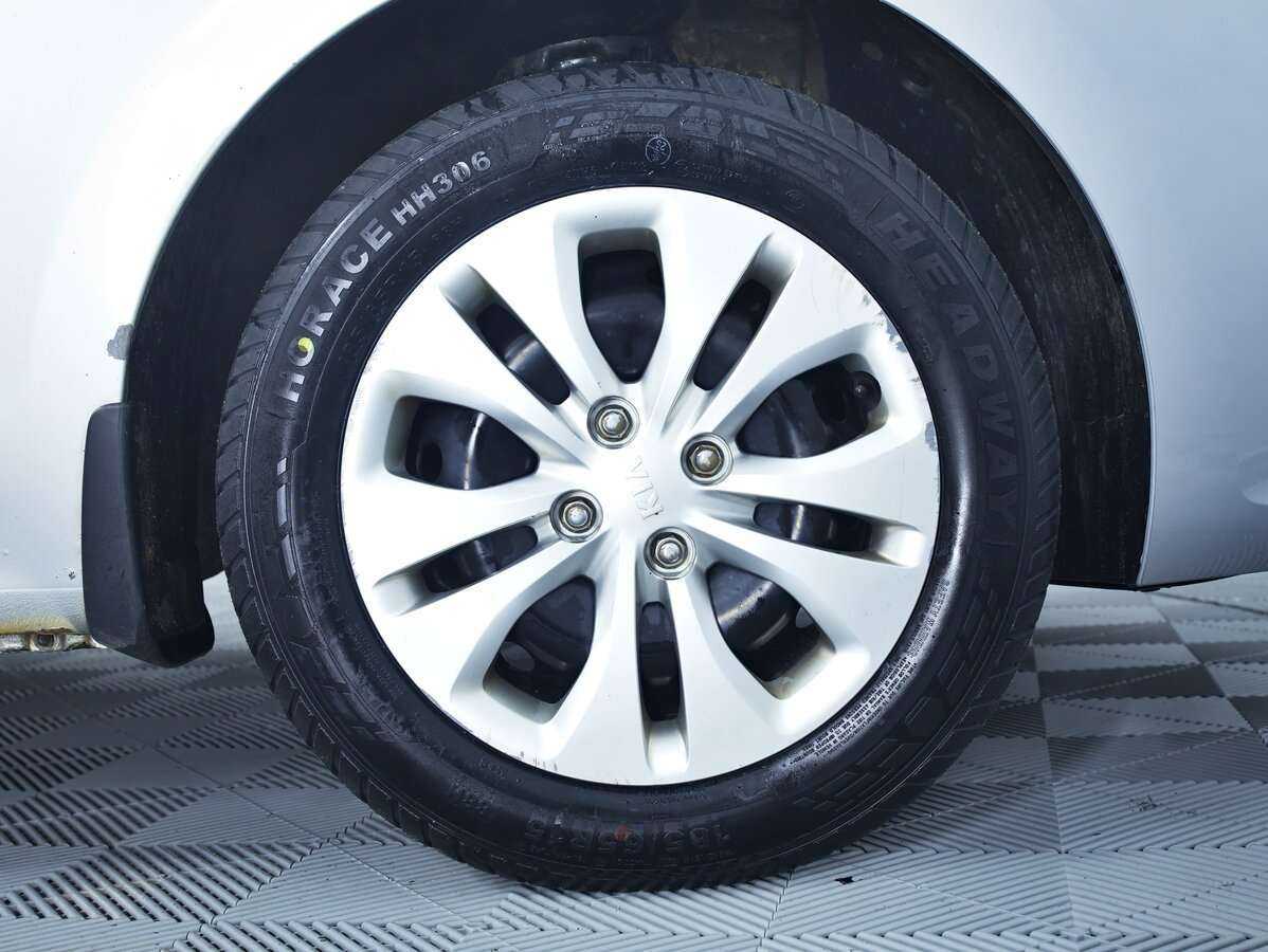 Купить Kia Rio с пробегом. Фото: #8