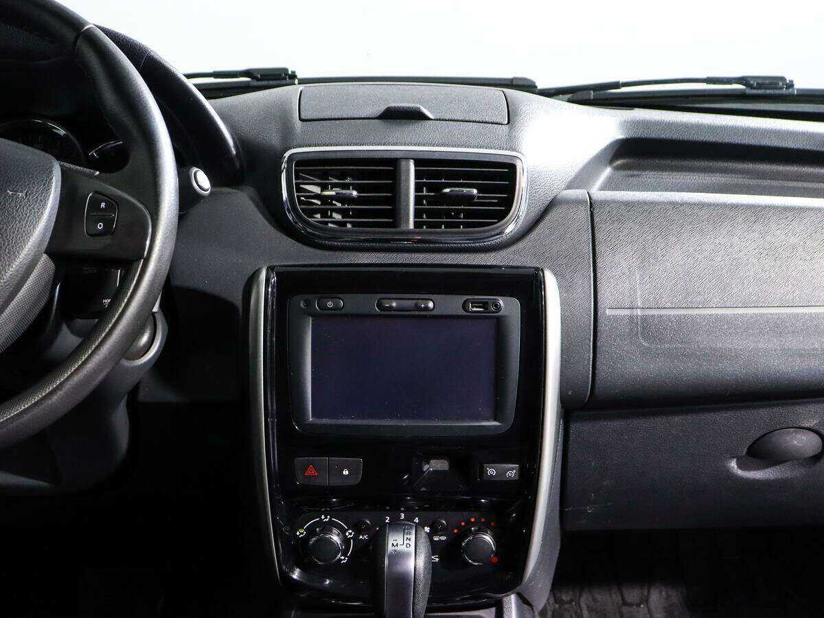 Купить Nissan Terrano с пробегом. Фото: #12