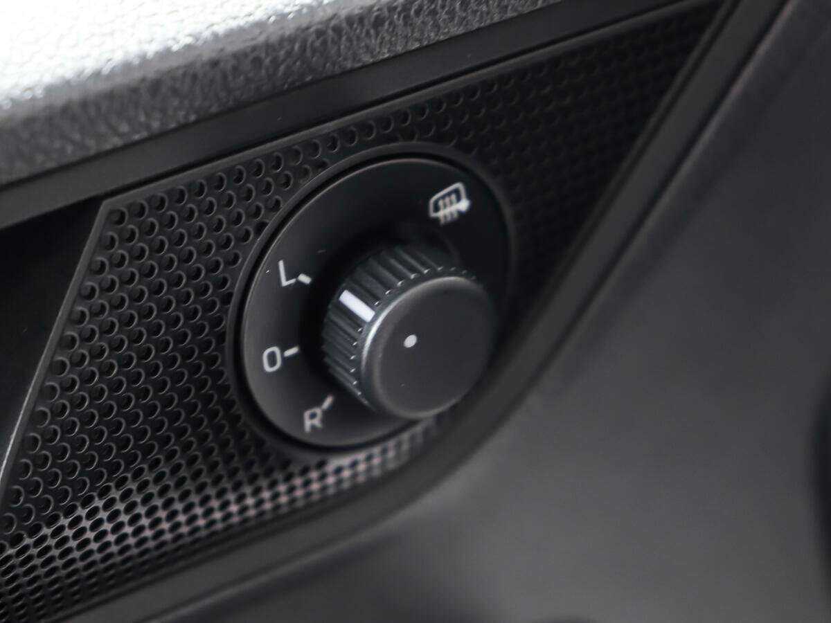 Купить Skoda Rapid с пробегом. Фото: #15