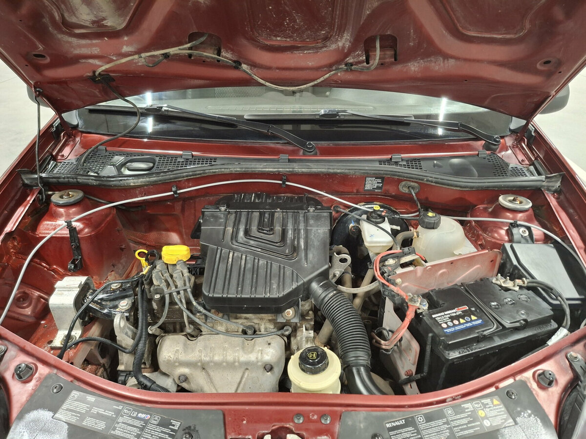 Купить Renault Sandero с пробегом. Фото: #8