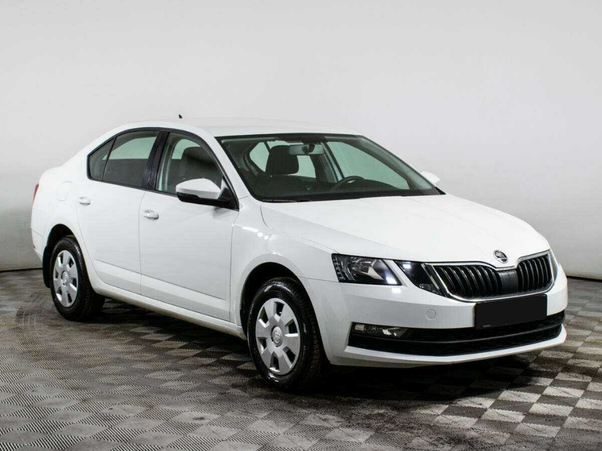 Купить Skoda Octavia с пробегом. Фото: #2