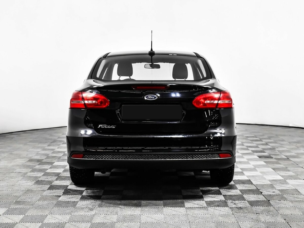 Купить Ford Focus с пробегом. Фото: #4