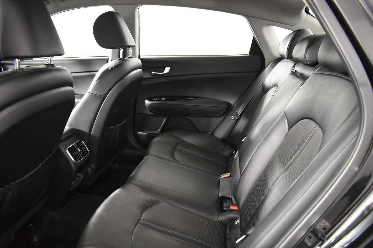 Купить Kia Optima с пробегом. Фото: #10