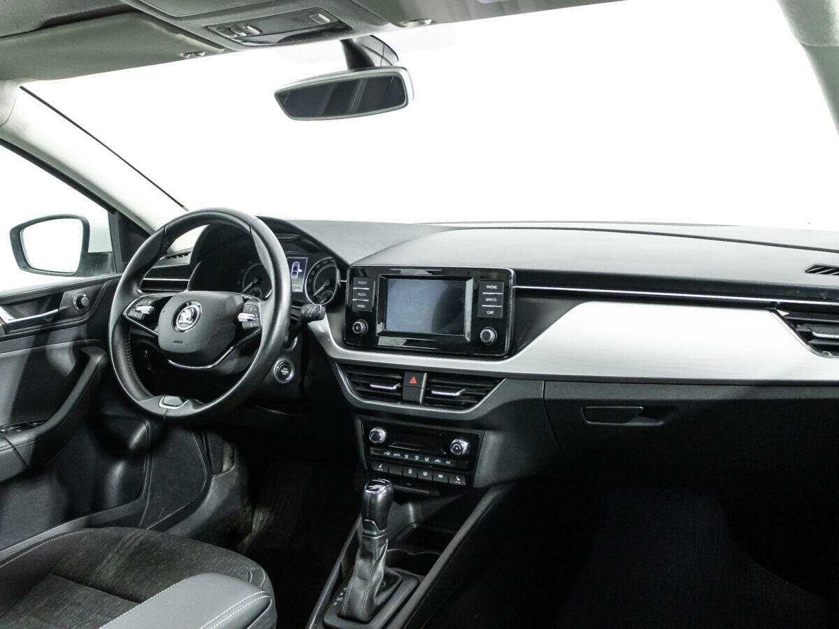 Купить Skoda Rapid с пробегом. Фото: #8