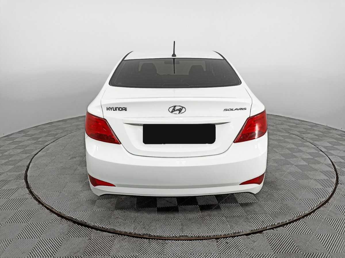 Купить Hyundai Solaris с пробегом. Фото: #5