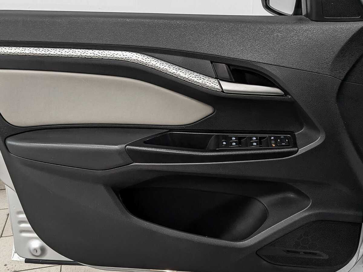 Купить Lada (ВАЗ) Vesta с пробегом. Фото: #17