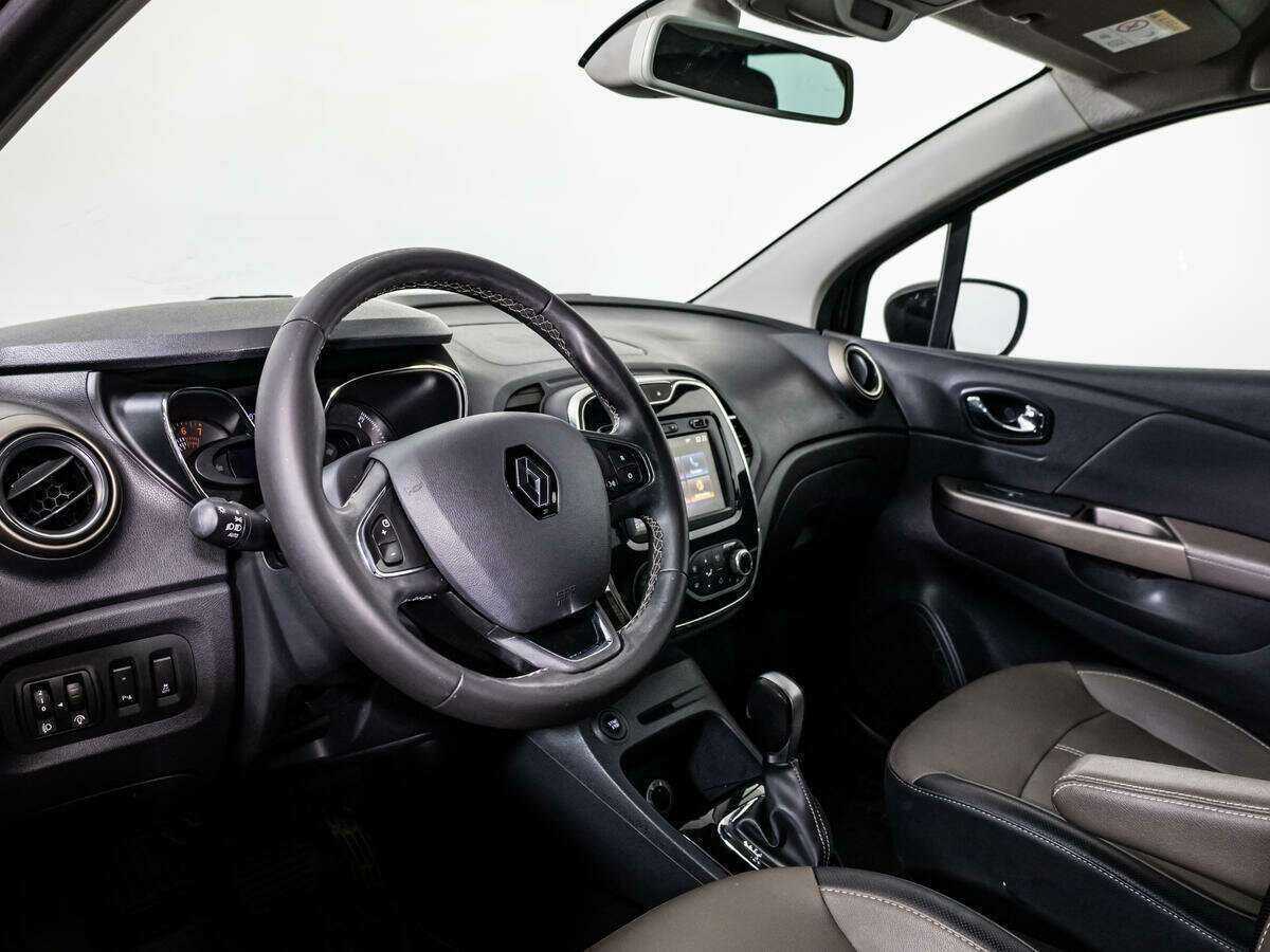 Купить Renault Kaptur с пробегом. Фото: #10