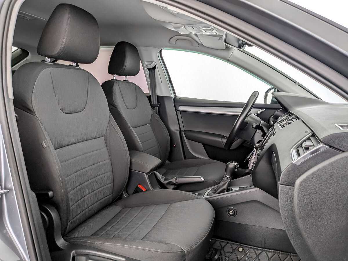 Купить Skoda Octavia с пробегом. Фото: #18