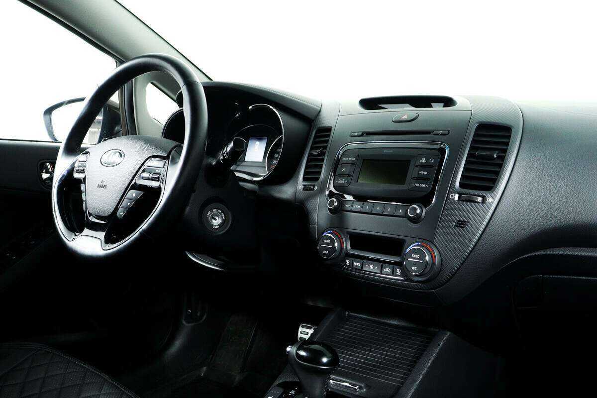 Купить Kia Cerato с пробегом. Фото: #8