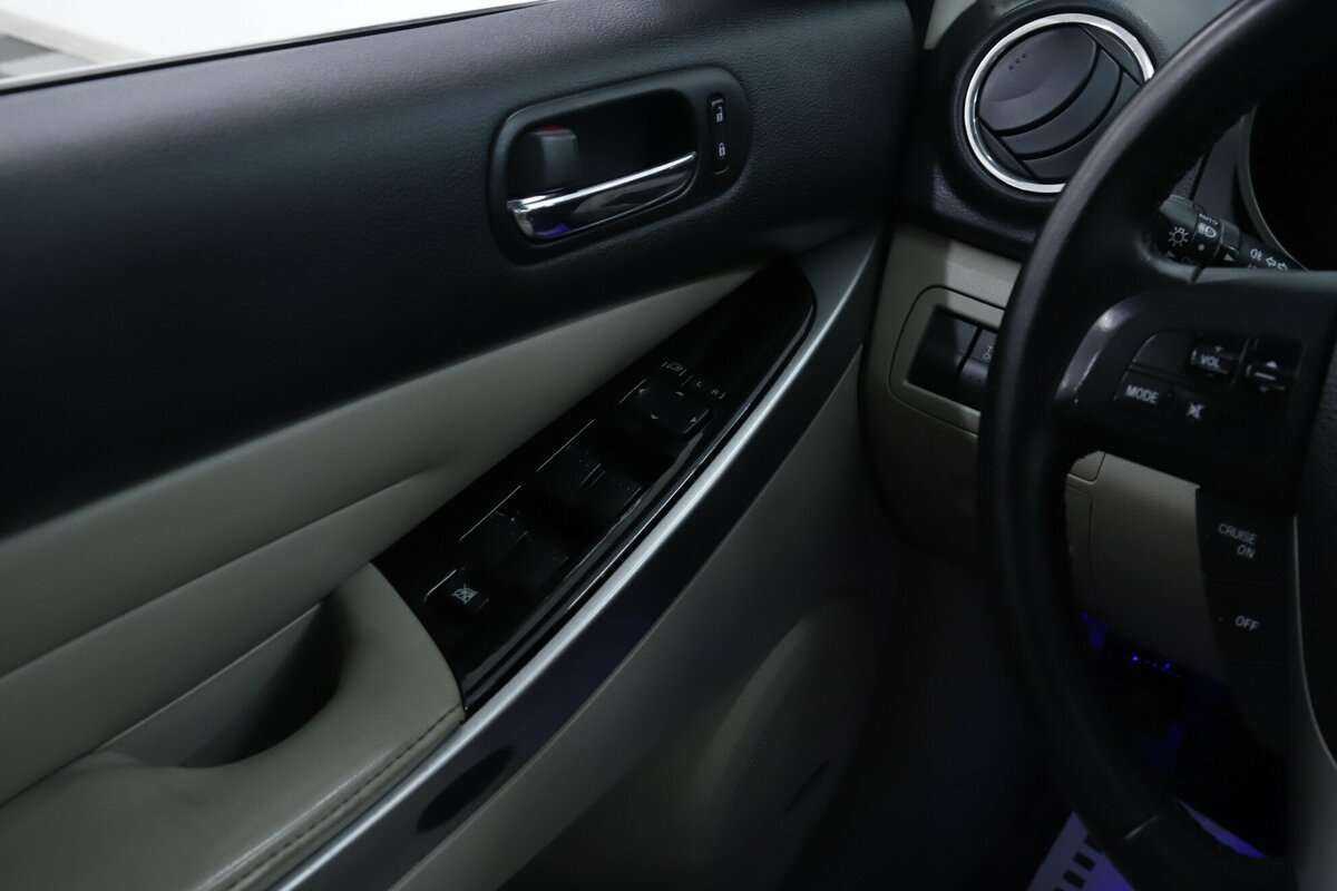 Купить Mazda CX-7 с пробегом. Фото: #10