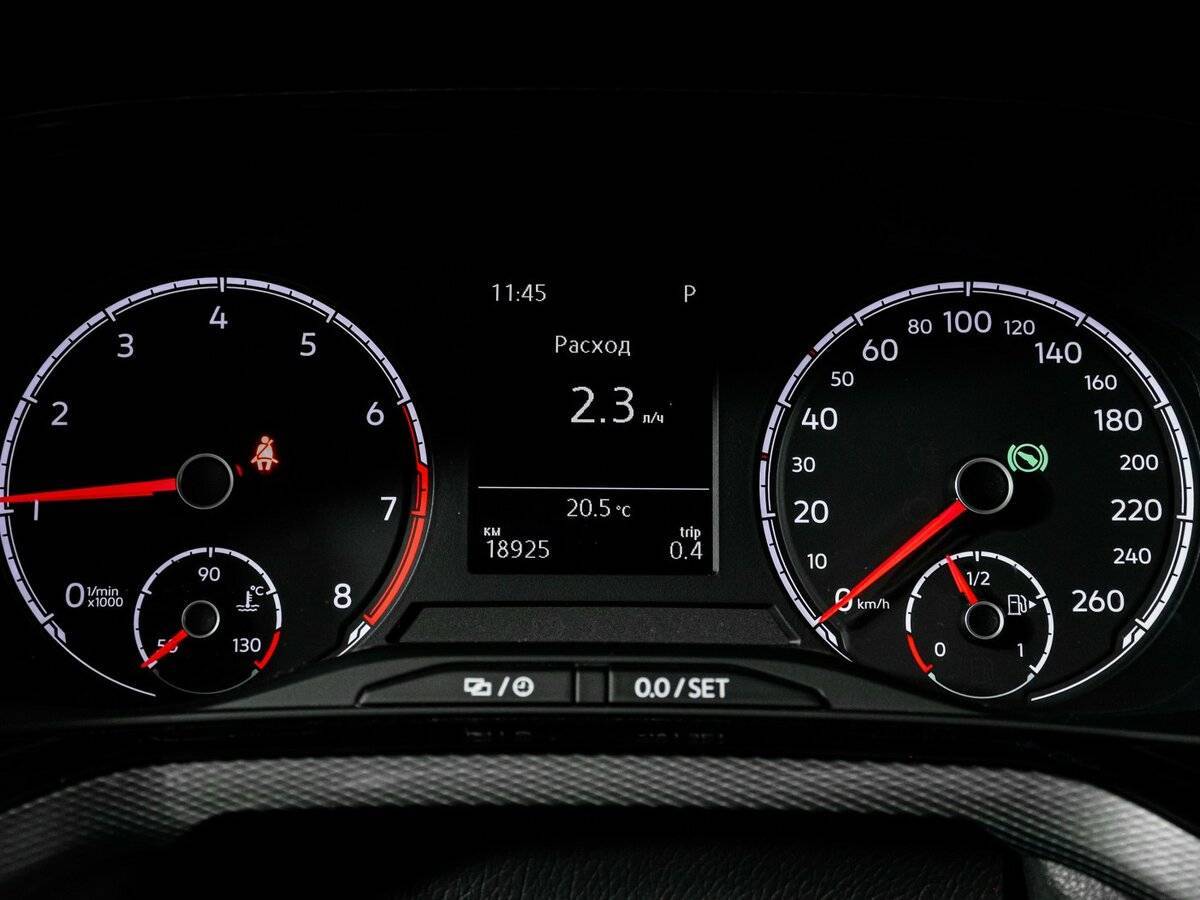 Купить Volkswagen Polo с пробегом. Фото: #10