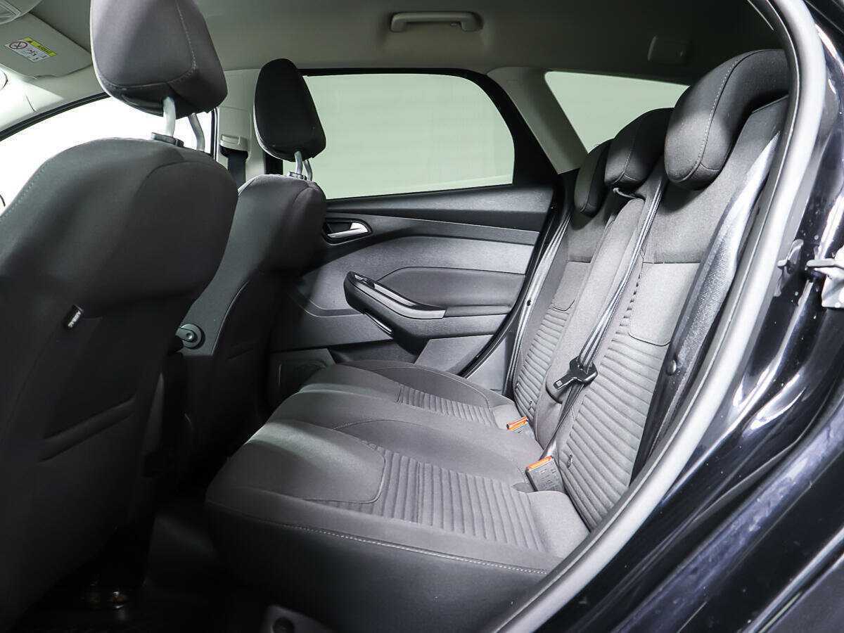 Купить Ford Focus с пробегом. Фото: #9