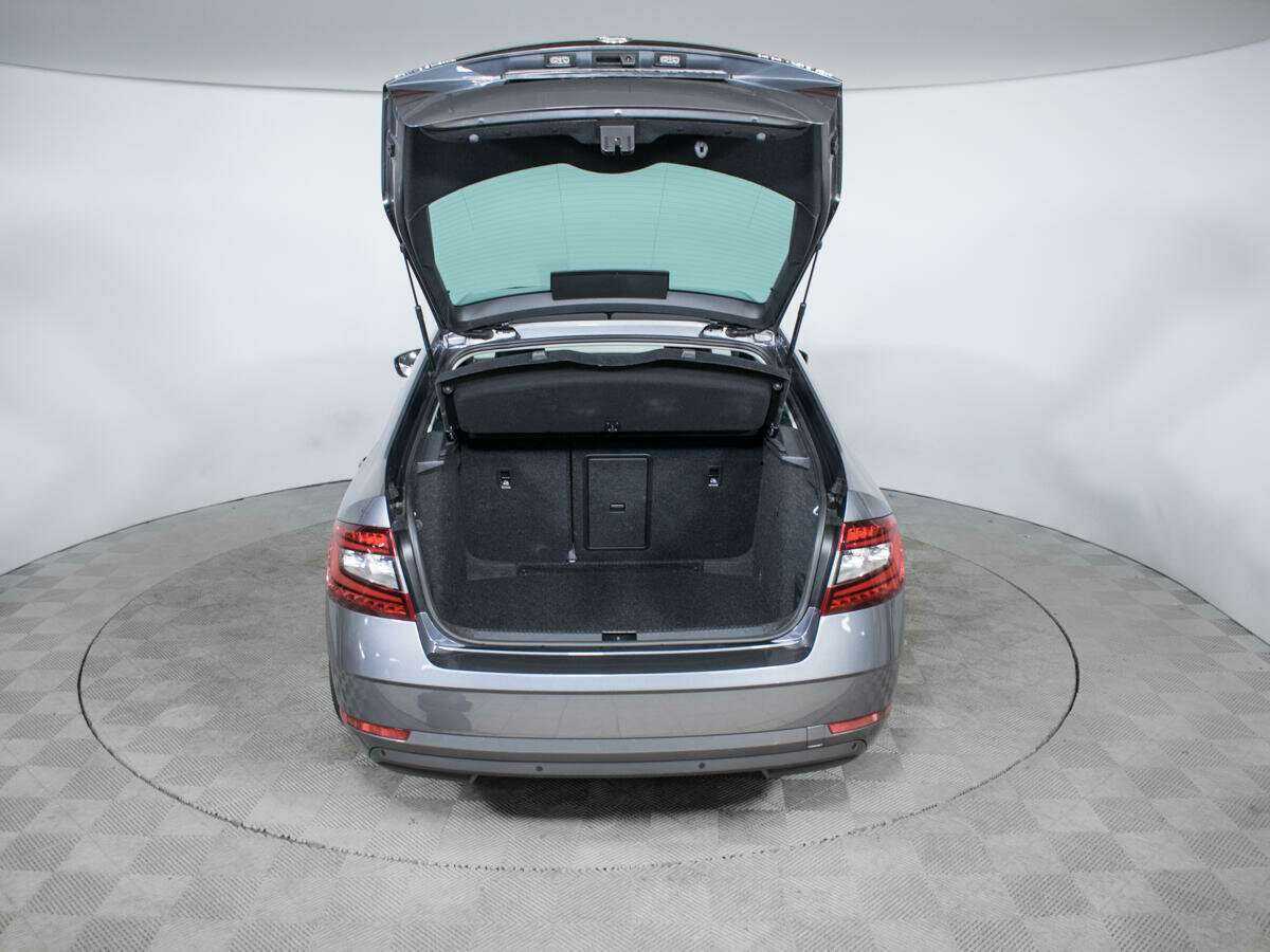 Купить Skoda Octavia с пробегом. Фото: #18