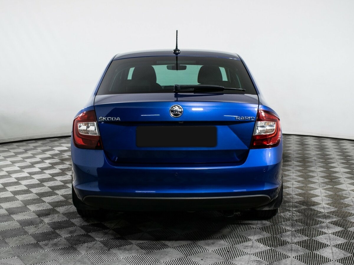 Купить Skoda Rapid с пробегом. Фото: #4