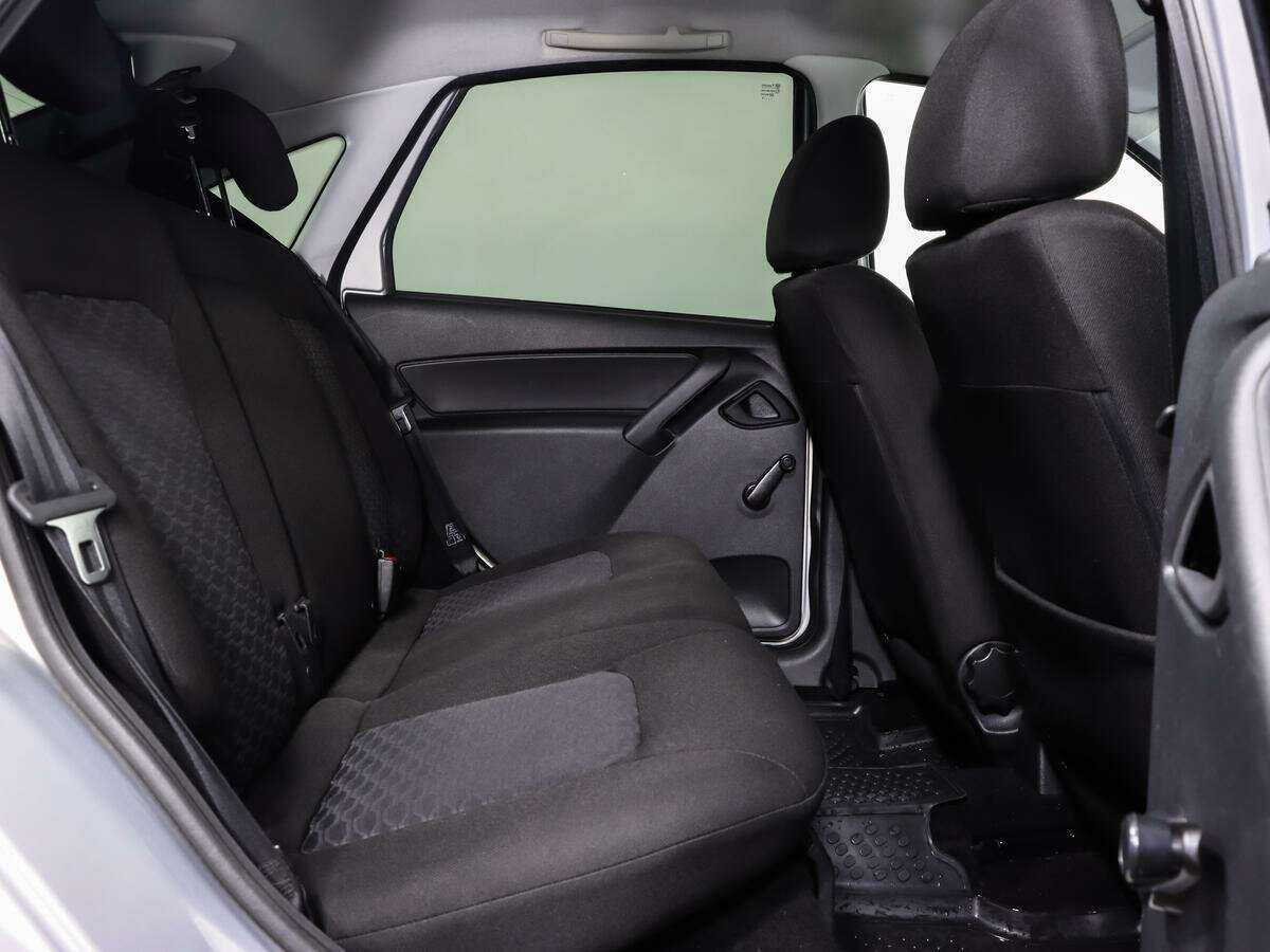 Купить Lada (ВАЗ) Granta с пробегом. Фото: #11