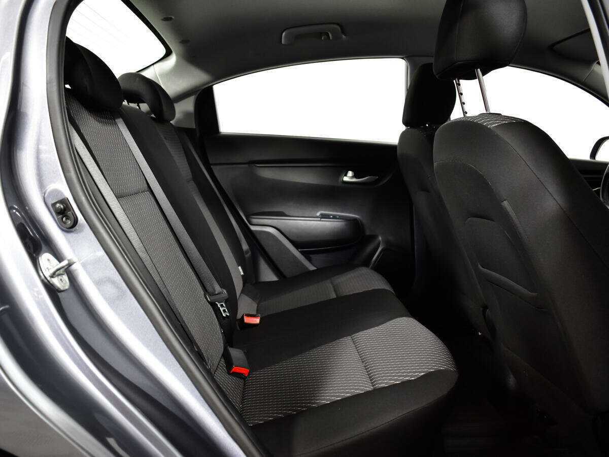 Купить Kia Rio с пробегом. Фото: #7