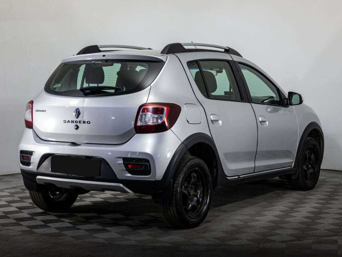 Купить Renault Sandero с пробегом. Фото: #3