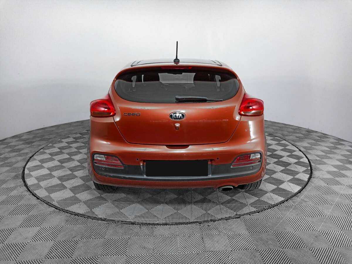 Купить Kia Ceed с пробегом. Фото: #5