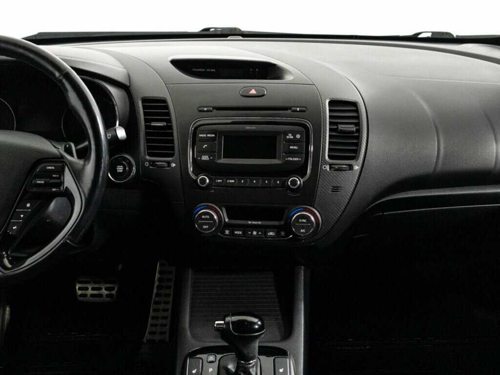 Купить Kia Cerato с пробегом. Фото: #12